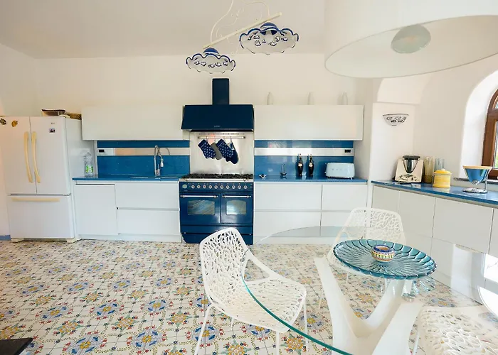 Anna Forio di Ischia