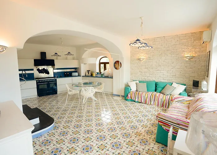 Anna Forio di Ischia